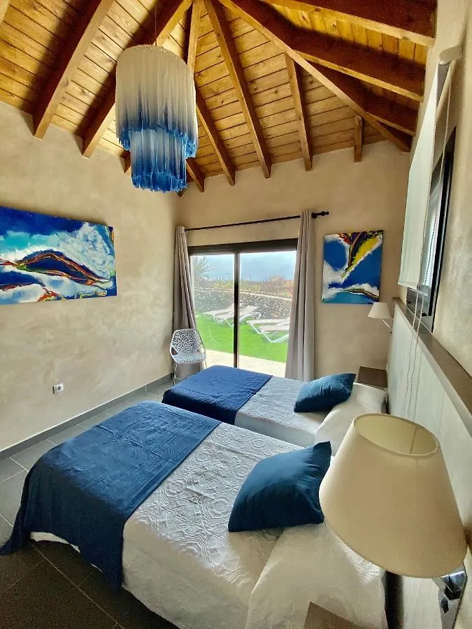 Seaside Villa In El Roque Cotillo