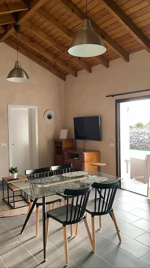 Seaside Villa In El Roque Cotillo