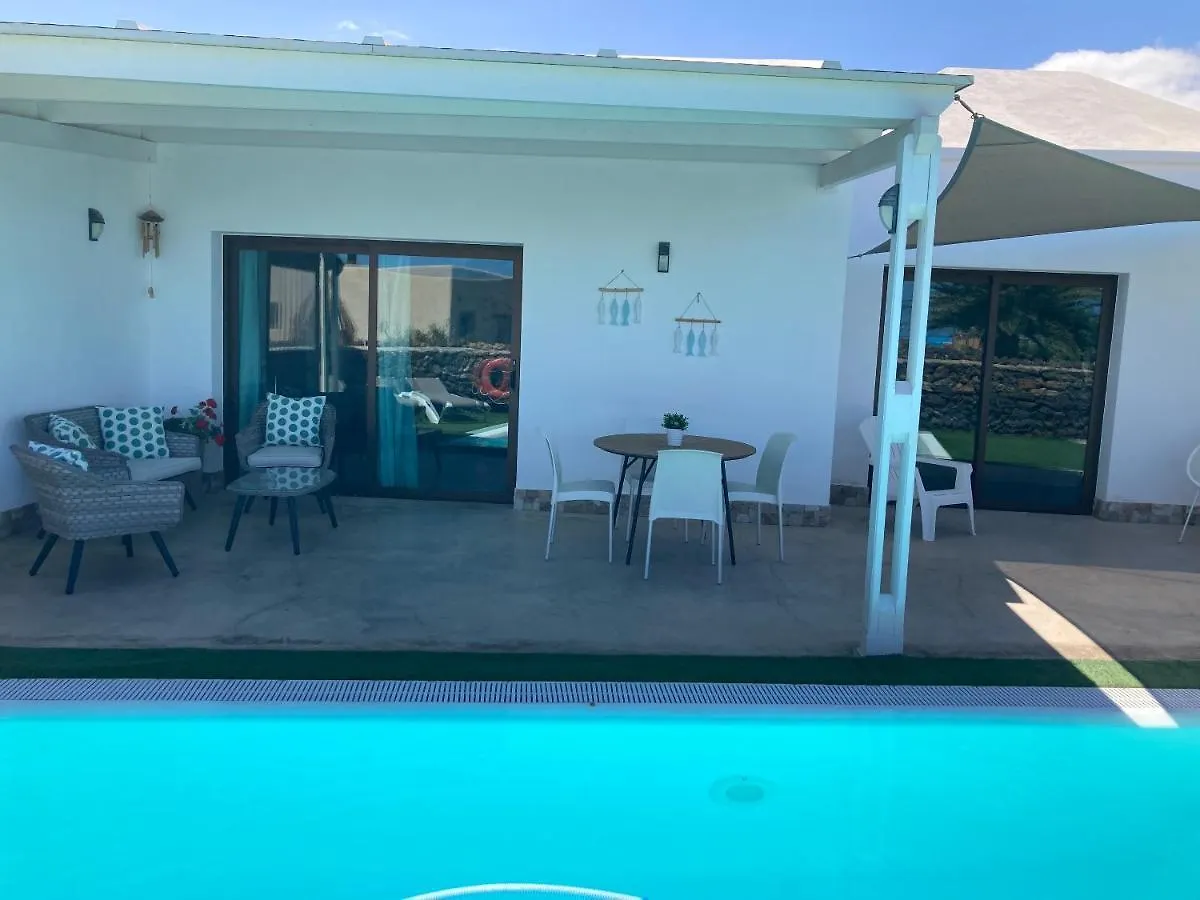 Seaside Villa In El Roque Cotillo 0*,